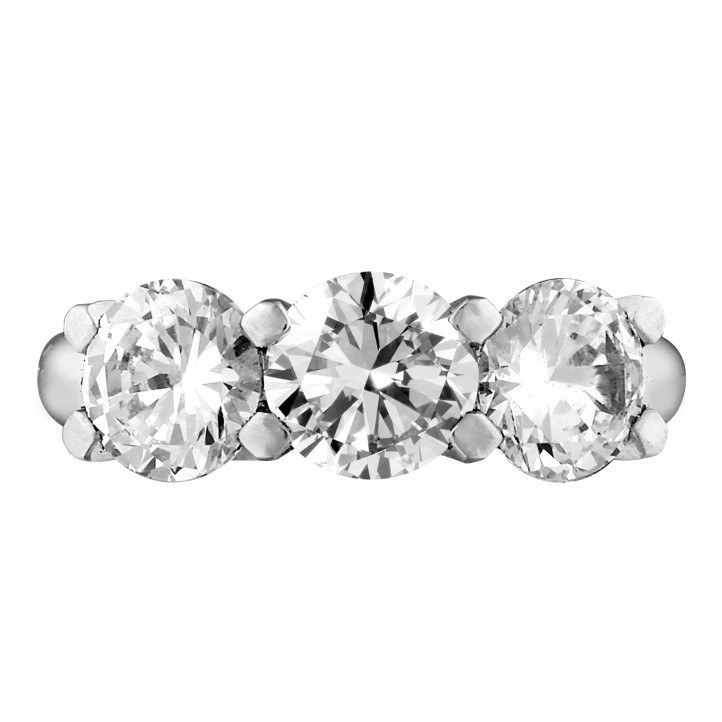3.00 carat trilogy ring in platinum with round diamonds