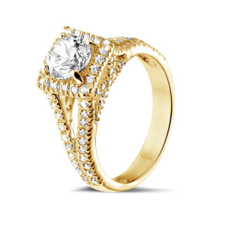 Rings - 1.00 carat solitaire diamond ring in yellow gold with side diamonds