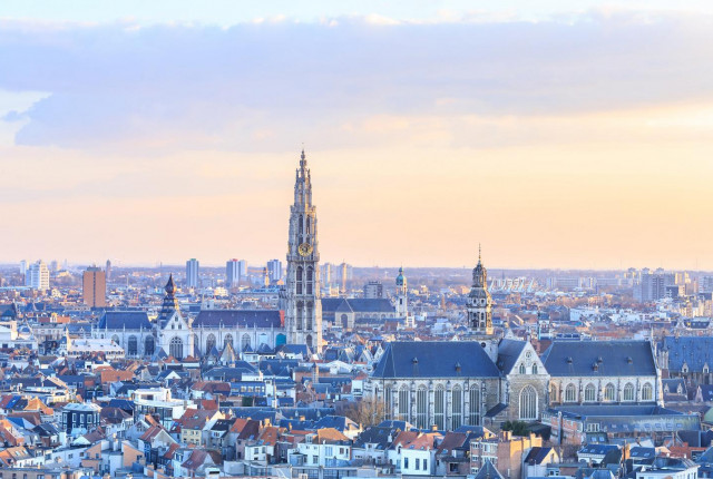 Antwerp, the diamond city - BAUNAT