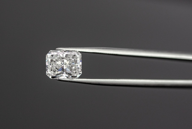 Bron: Shutterstock The radiant cut diamond is the perfect engagement ring - BAUNAT