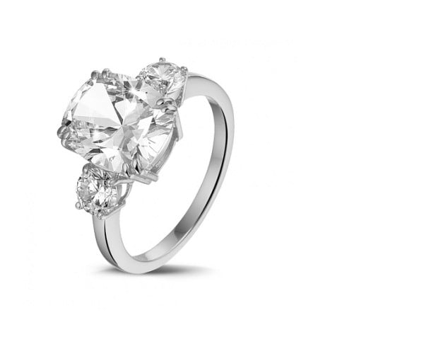 Diamond engagement ring from BAUNAT