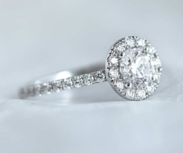 Close-up of an engagement ring consisting of different ring parts, showcasing unique engagement ring anatomy