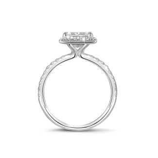 1.00 carat solitaire halo ring with a princess diamond in white gold with round diamonds