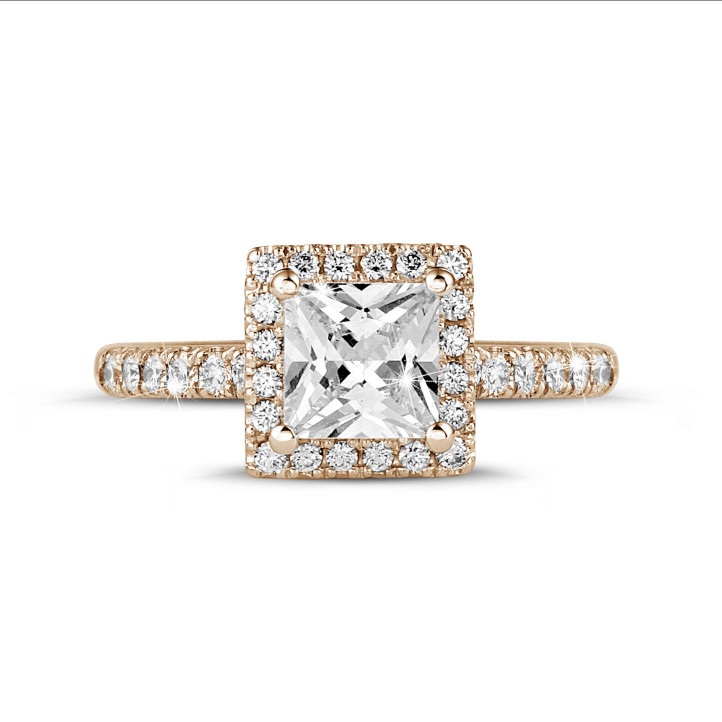 2.00 carat solitaire halo ring with a princess diamond in red gold with round diamonds