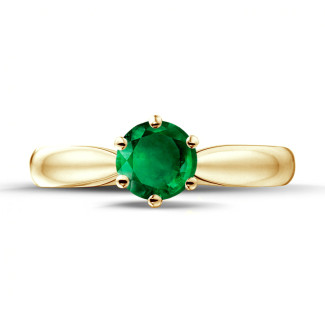 Engagement - Solitaire ring in yellow gold with a round emerald