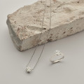 1.25 carat solitaire pendant in white gold with round diamond
