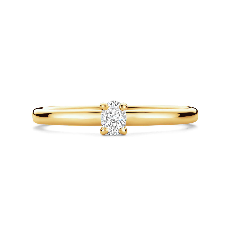 0.15 carat solitaire ring with a oval cut diamond in yellow gold