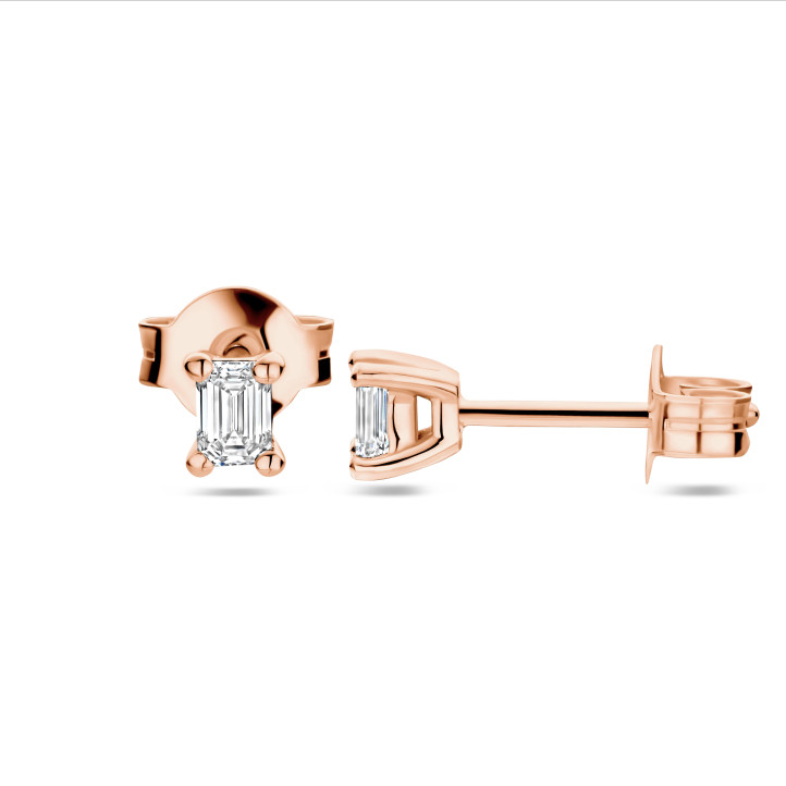 0.30 carat solitaire earrings with emerald cut diamonds in red gold