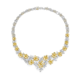 One of a kind - 78.81 carat flower collier in yellow and white gold