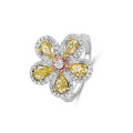 One of a kind - 2.55 carat flower ring in white and yellow gold