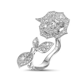 0.95 carat diamond rose design ring in white gold