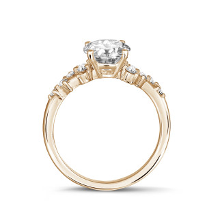 Rings - 1.50 carat solitaire cluster ring in red gold with a round diamond