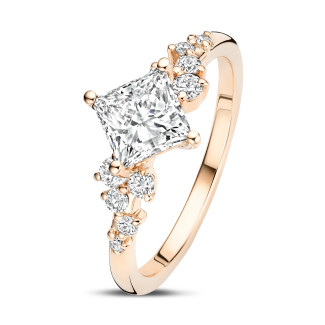 Rings - 1.50 carat solitaire cluster ring in red gold with a princess cut diamond
