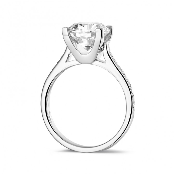 2.50 carat solitaire diamond ring in white gold with side diamonds