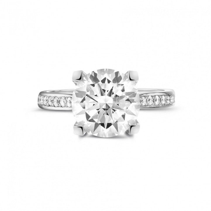 3.00 carat solitaire diamond ring in platine with side diamonds