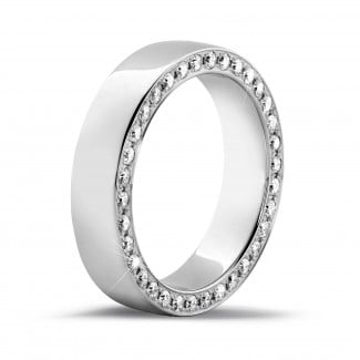 Men's rings - 0.70 carat eternity ring in platinum with small round diamonds on the side
