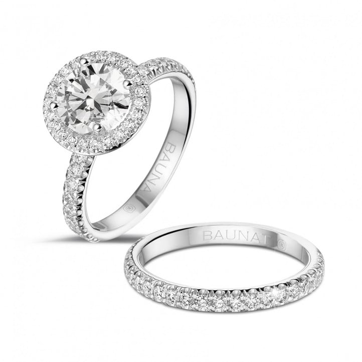 1.50 carat solitaire halo ring in platinum with round diamonds