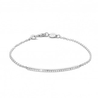 Bracelets - 0.25 carat fine diamond bracelet in platinum