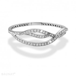Bracelets - 3.32 carat diamond design bracelet in platinum