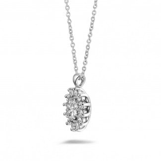 Necklaces - 1.85 carat entourage pendant in platinum with oval and round diamonds