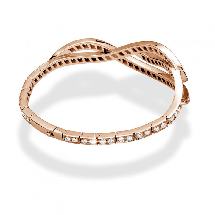 3.32 carat diamond design bracelet in red gold
