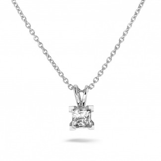 Exclusive jewellery - 1.00 carat solitaire pendant in white gold with princess diamond of exceptional quality (D-IF-EX-None fluorescence-GIA certificate)