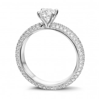 Rings - 0.50 carat solitaire ring (full set) in white gold with side diamonds