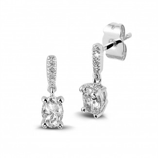 Earrings - 0.94 carat earrings in white gold with oval diamonds
