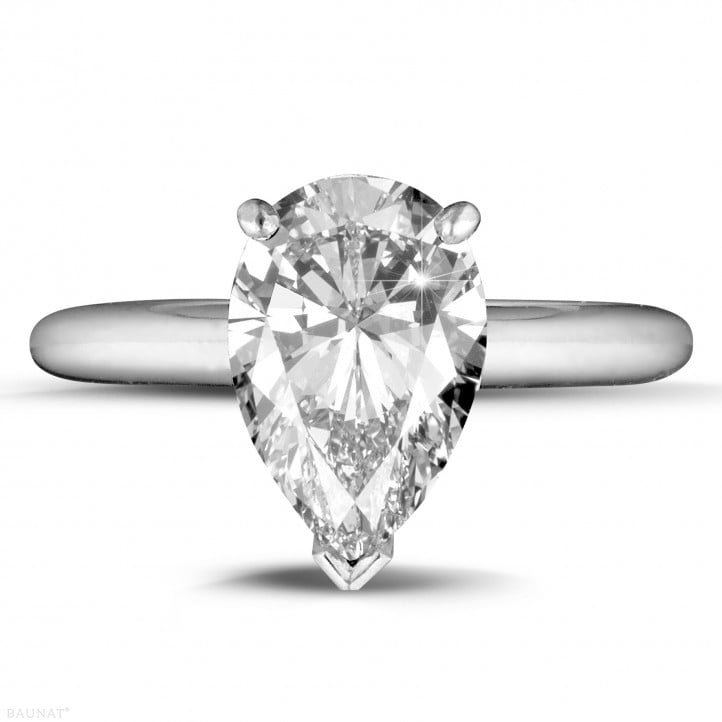 3.00 carat solitaire ring in white gold with pear shaped diamond