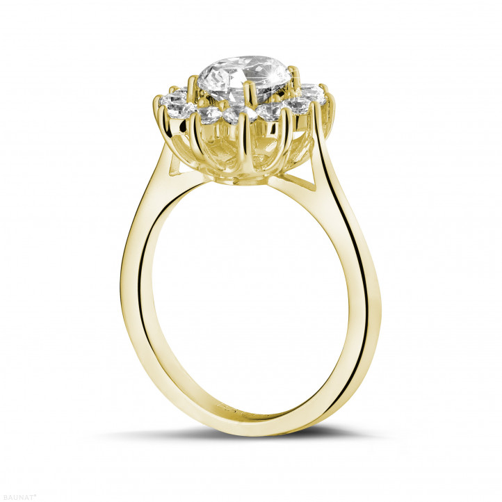 1.85 carat entourage ring in yellow gold with oval diamond