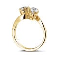 1.00 carat diamond Toi et Moi ring in yellow gold