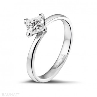 
                                                0.70 Ct