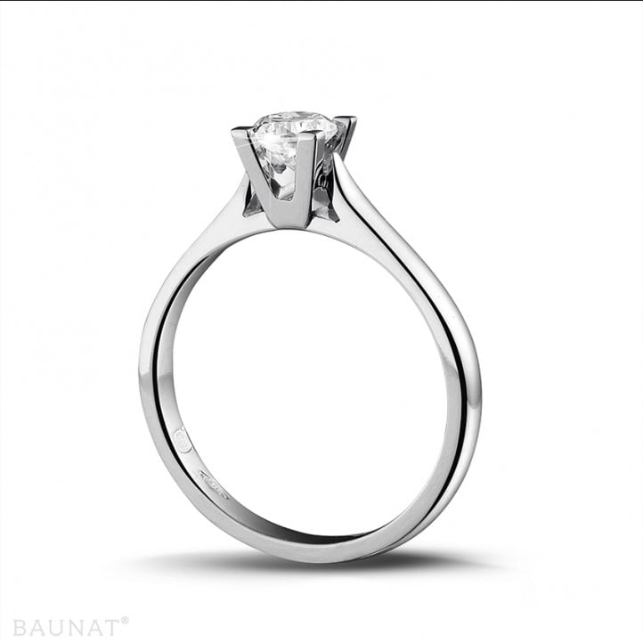 0.30 carat solitaire diamond ring in platinum