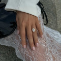 1.00克拉玫瑰金橢圓形單鑽戒指