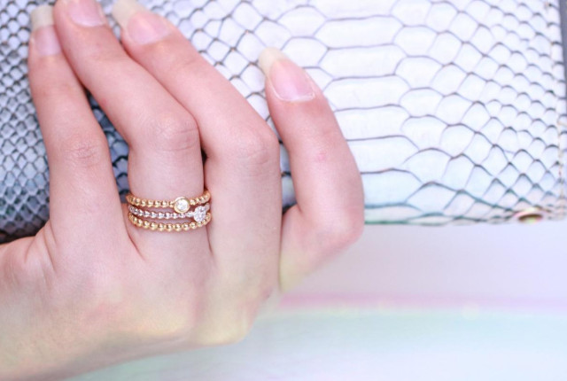 Put your BAUNAT combination rings together here