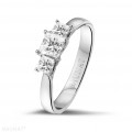 愛情三部曲0.70克拉三鑽鉑金戒指