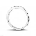 Anello eternity in platino con diamanti princess da 0,30 carati