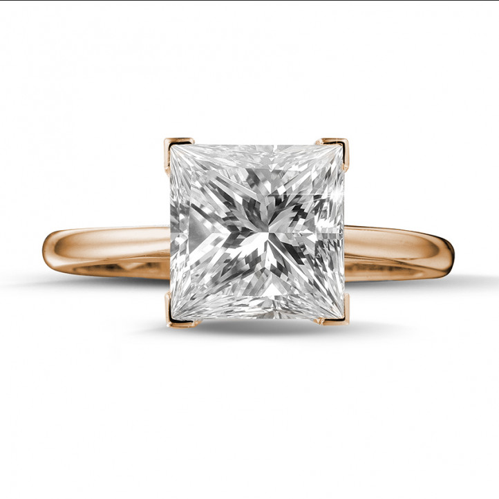 Anello solitario da 3,00 carati in oro rosso con diamante princess