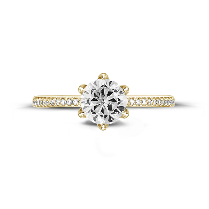 Anello solitario da 2,00 carati in oro giallo con diamanti laterali