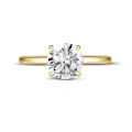 Anello solitario da 1,50 carati in oro giallo con diamante rotondo e quattro griffe