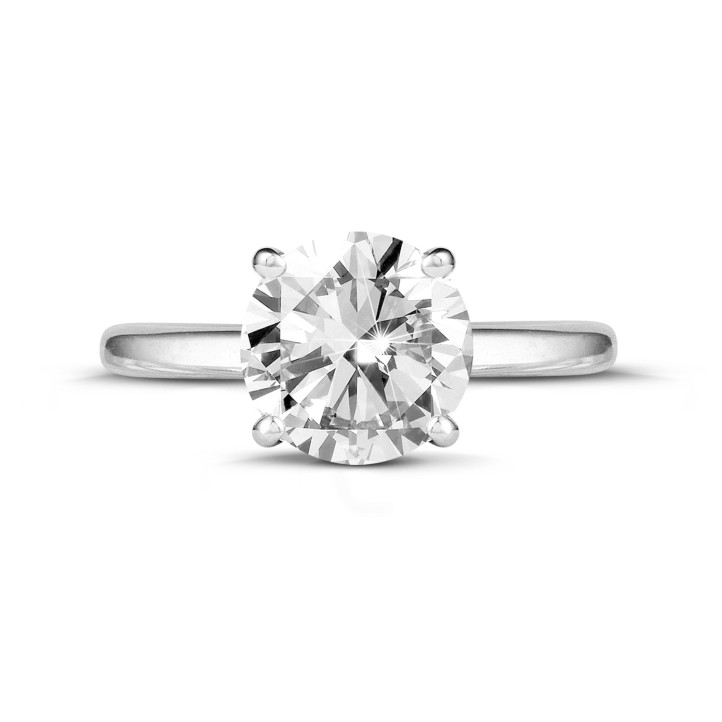 Anello solitario da 2,50 carati in platino con diamante rotondo e quattro griffe