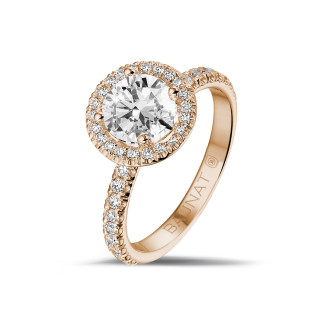 Anello solitario con halo da 1,25 carati in oro rosso con diamanti rotondi