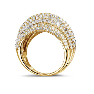 Anelli - Anello da 4,30 carati in oro giallo con diamanti rotondi