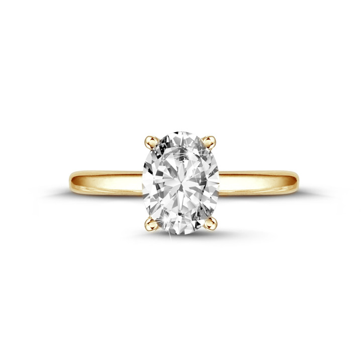 Anello solitario da 1,50 ct in oro giallo con diamante ovale