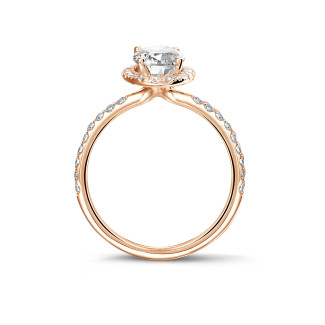 Anelli - Anello con halo da 2,00 ct in oro rosso con diamante ovale