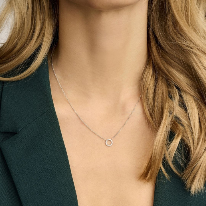Collana eternity con diamanti da 0,12 carati in oro bianco
