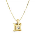 Pendente solitario da 1,00 carati in oro giallo con diamante taglio Asscher