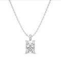 Pendente con diamante solitario da 1,00 carati con taglio radiant in oro bianco