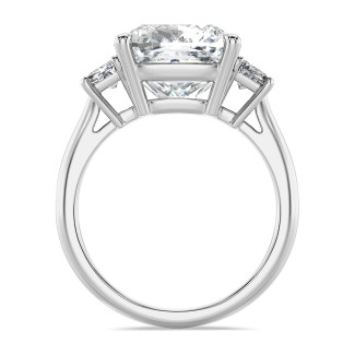 Anello trilogy su misura con diamante taglio cuscino