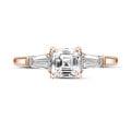 Anello trilogy da 1,00 carati in oro rosso con diamante taglio Asscher e baguette affusolate